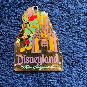 Vtg Magic Castle Disneyland "The Original" Key Fob Mickey Mouse Kingdom Taiwan